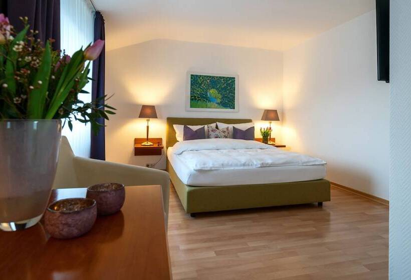 컴포트 룸, Engbert