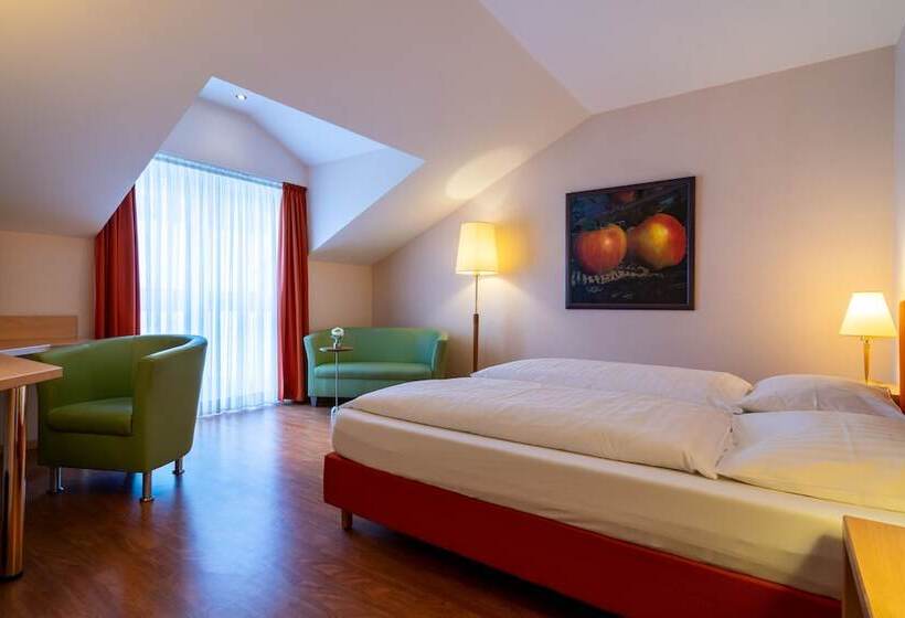 디럭스 룸, Engbert