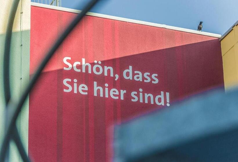 Полулюкс, Freizeit In