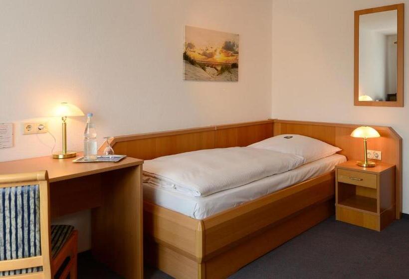 스탠다드 싱글 룸, Goos