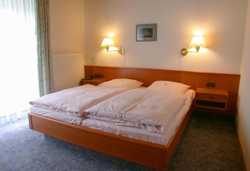 스탠다드 룸, Goos