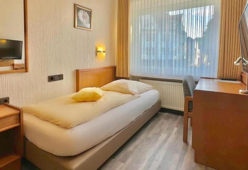 غرفة قياسية فردية, Imperial