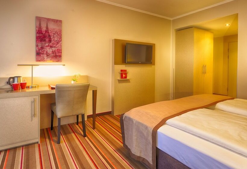 高级大房间, Leonardo Hotel Köln