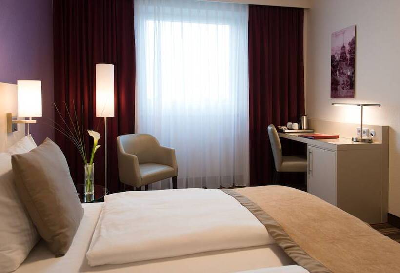 Номер Комфорт, Leonardo Hotel Köln