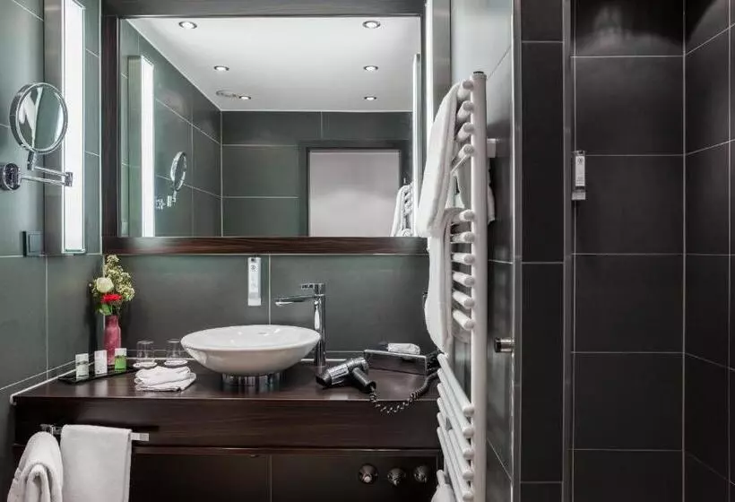 デラックスルーム, Leoso Hotel Leverkusen