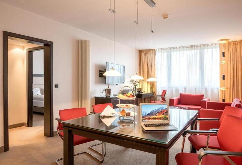 Люкс, Leoso Hotel Leverkusen