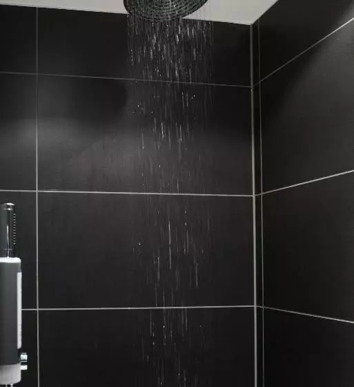 スイート, Leoso Hotel Leverkusen