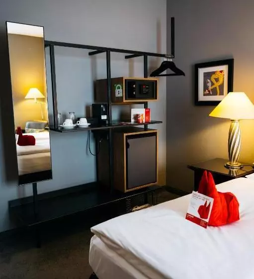 اتاق استاندارد, Lindner Hotel Cologne City Plaza, Part Of Jdv By Hyatt