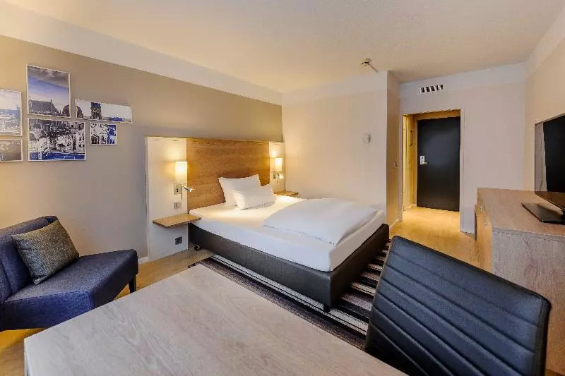 スタンダードルーム, Mercure  Aachen Europaplatz