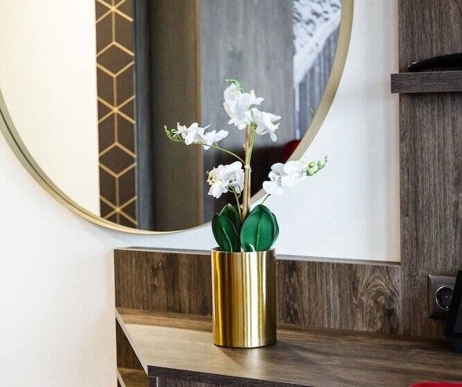 经济房, Plaza Premium Timmendorfer Strand