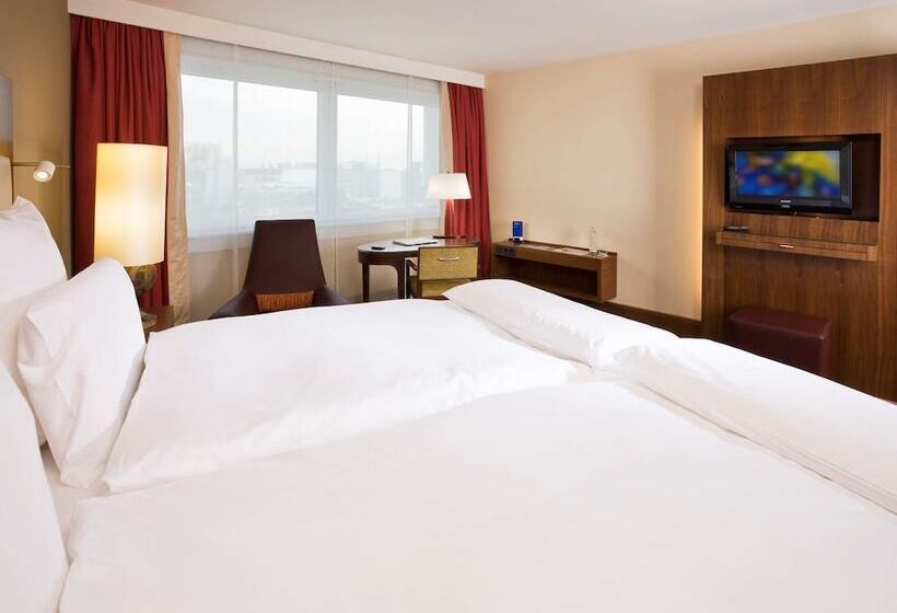 غرفة سوبيريور, Pullman Cologne