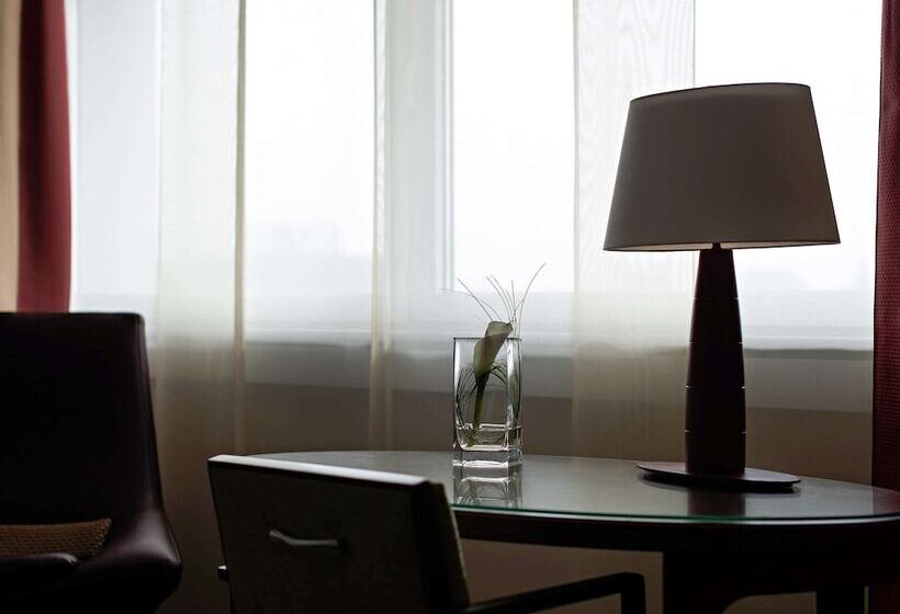 غرفة سوبيريور, Pullman Cologne