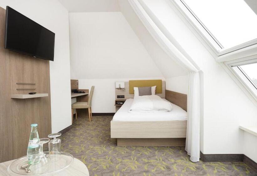 标准单人间, Restaurant Kämper Superior