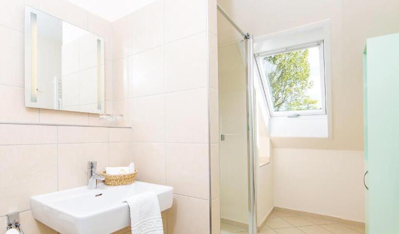 Апартаменты 1 Спальня с Балконом, Seehof