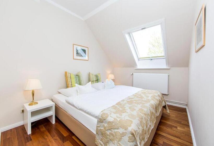 Апартаменты 2 Спальни с Балконом, Seehof