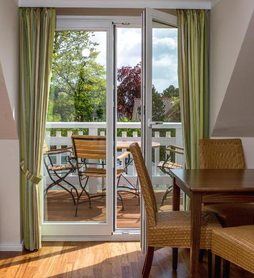 Апартаменты 2 Спальни с Балконом, Seehof