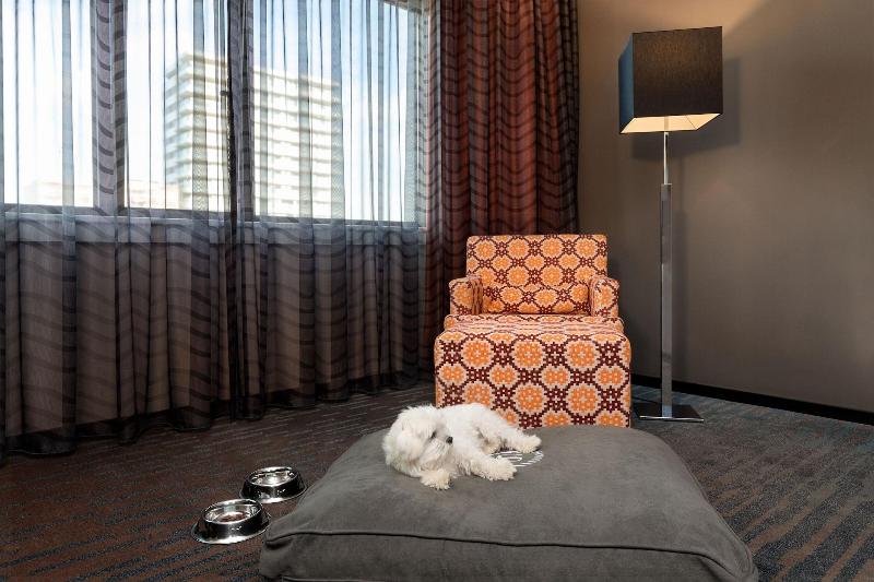 Номер Клуб, Sheraton Essen