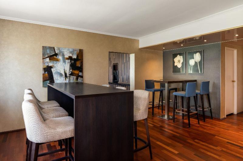 Номер Клуб, Sheraton Essen