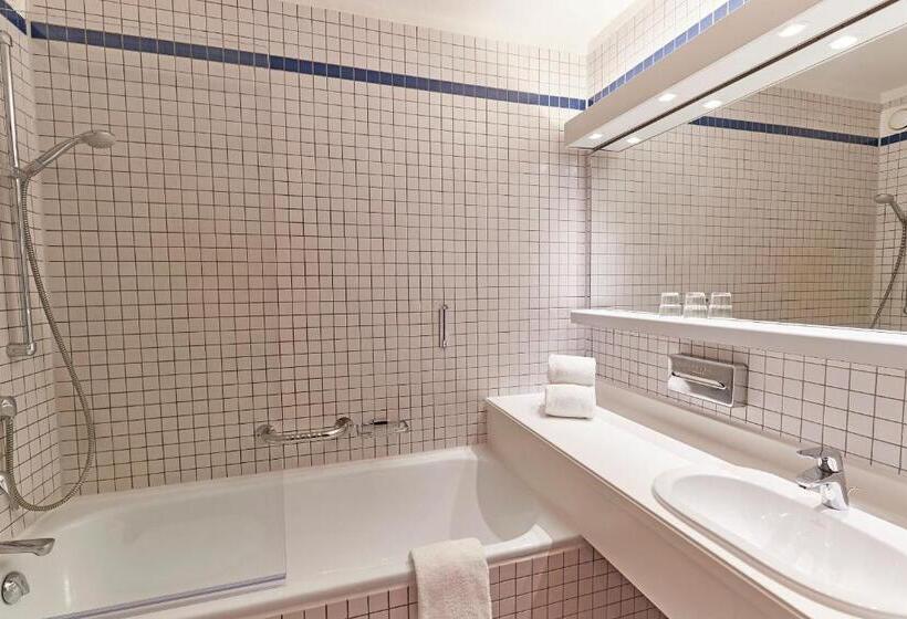 스탠다드 룸, Steigenberger Conti Hansa