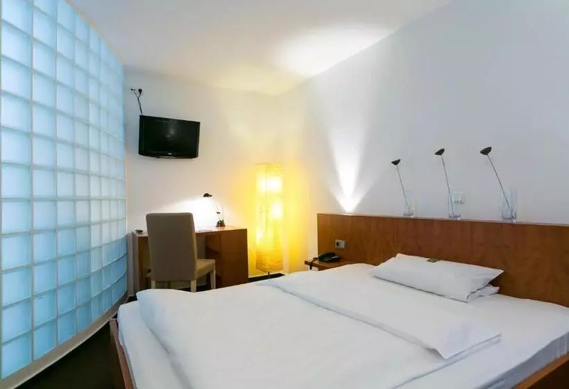 エコノミーシングルルーム, Wald & Golfhotel Lottental