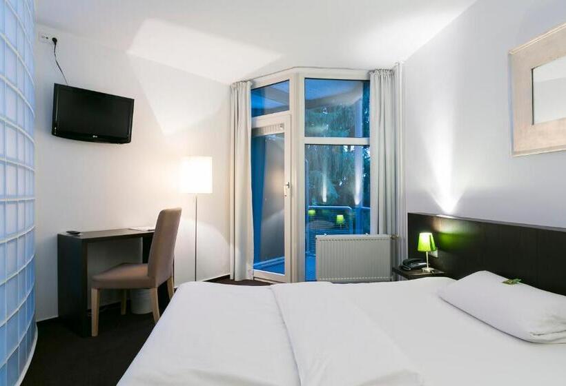 غرفة إقتصادية فردية, Wald & Golfhotel Lottental