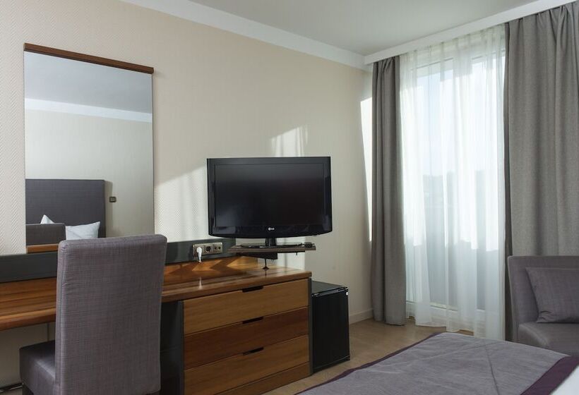 Семейный Номер, Wyndham Garden Kassel