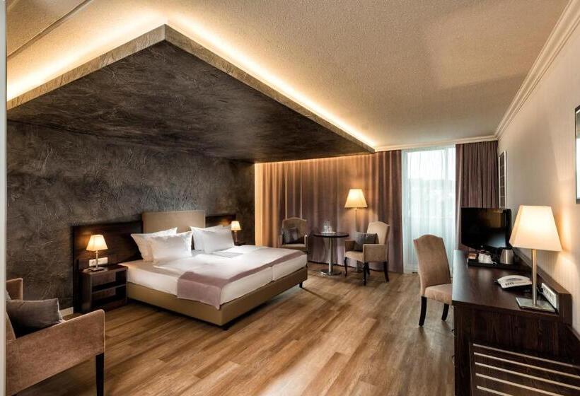 Номер Deluxe, Wyndham Garden Kassel