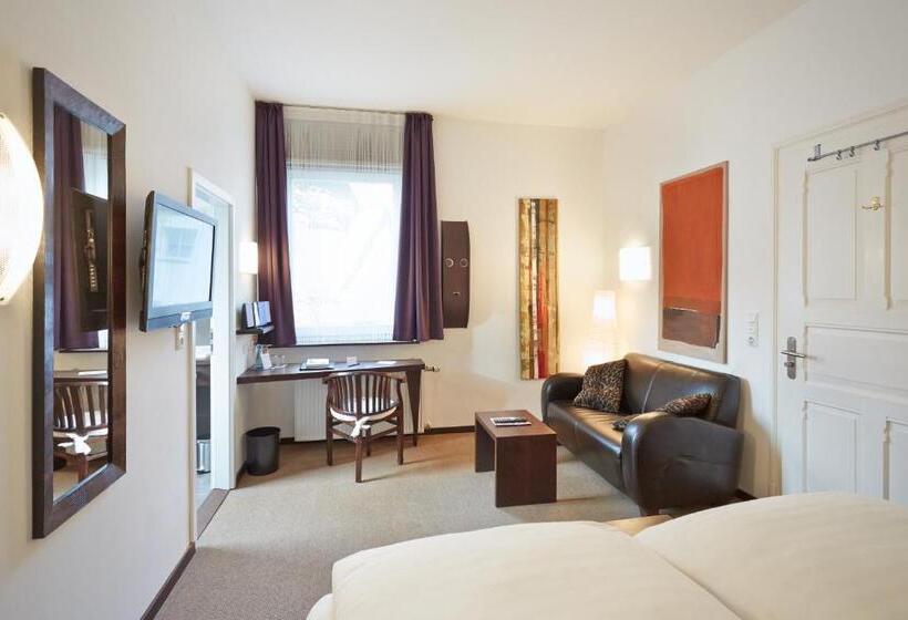 스탠다드 룸, Zur Wartburg