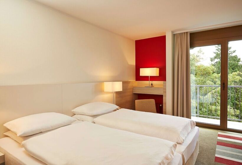 חדר קומפורט, H+ Hotel Bad Soden