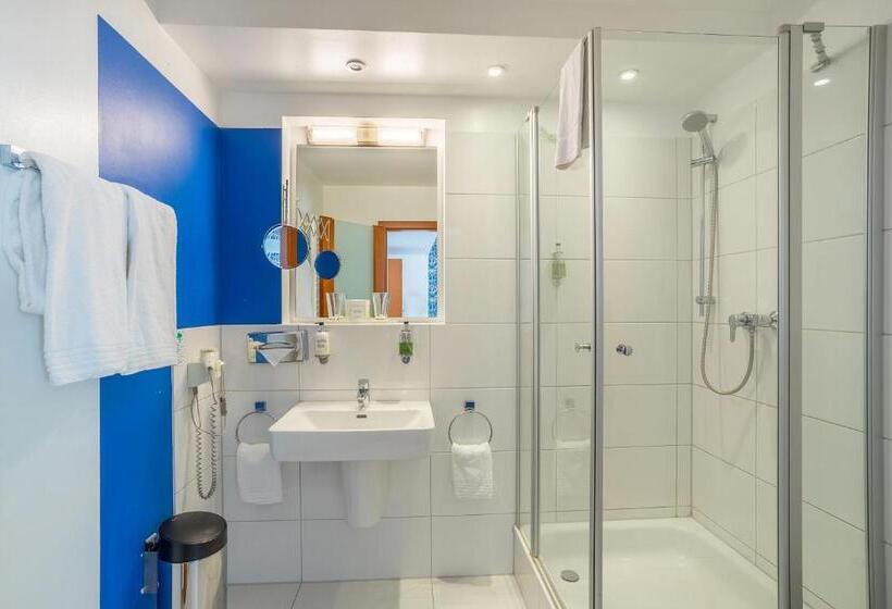 غرفة سوبيريور, Bayrischer Hof