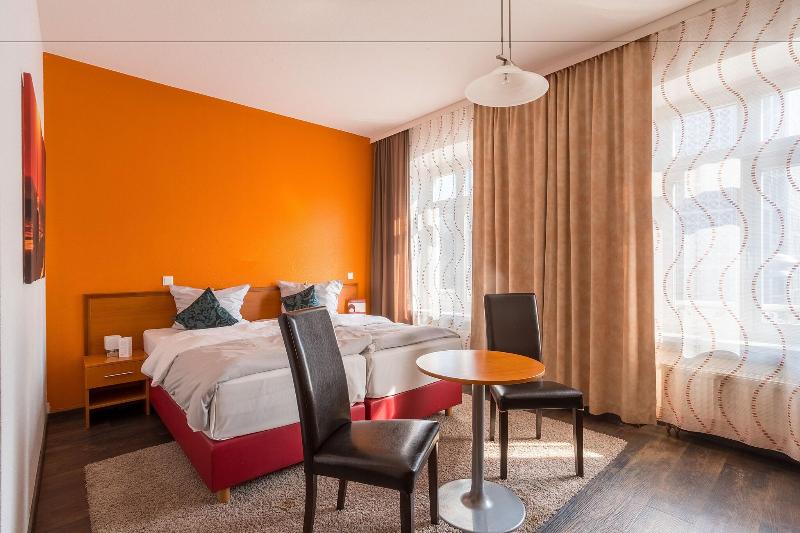 Номер Стандарт, Bayrischer Hof
