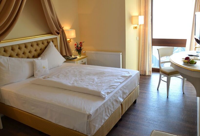 Standard Single Room, Burghotel Staufenberg