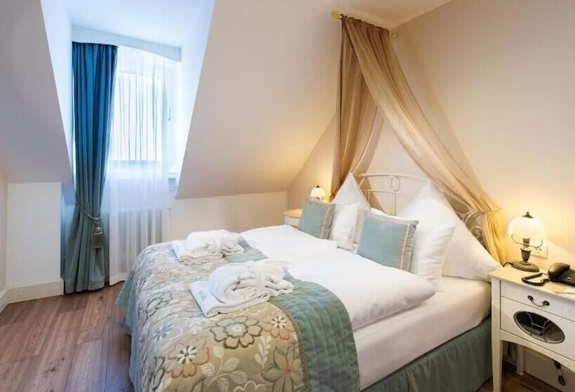 Люкс, Das Palmenwald Schwarzwaldhof, Bw Signature Collection