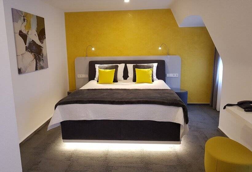 豪华房间, Drei Morgen