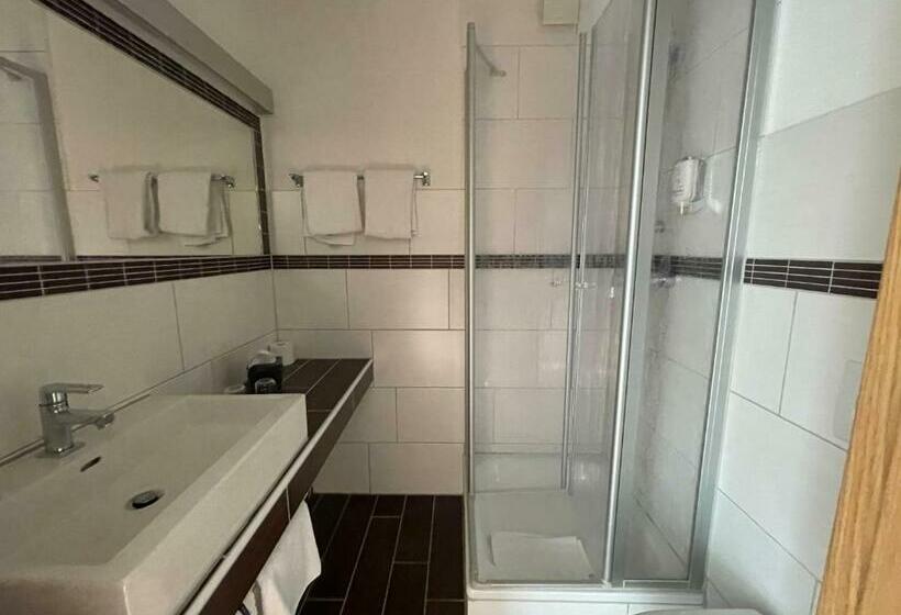 Quarto standard, Europa Kehl