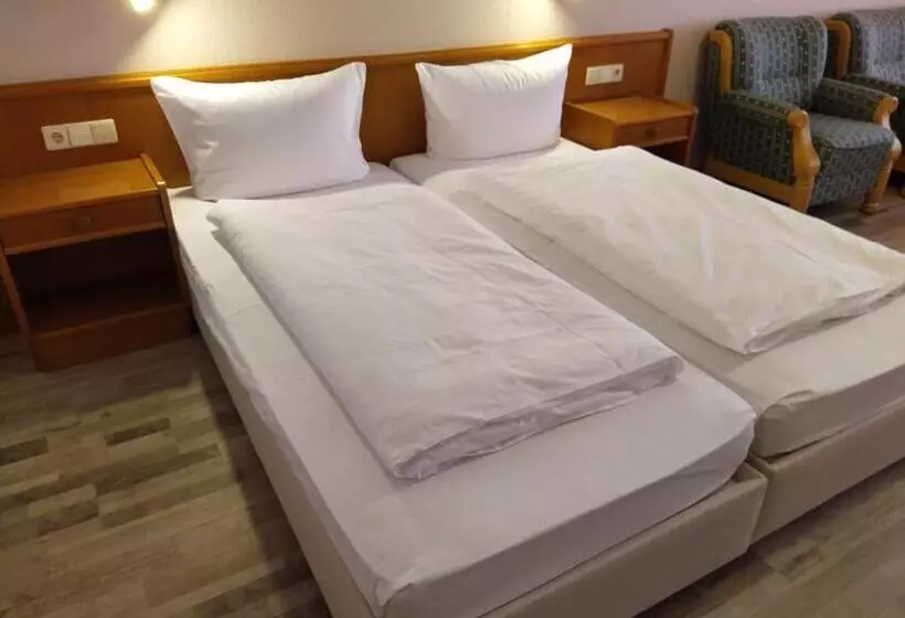 Quarto Economy, Faller