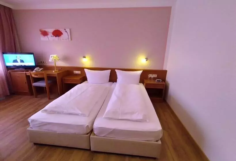 Quarto Estandar com Sacada, Faller