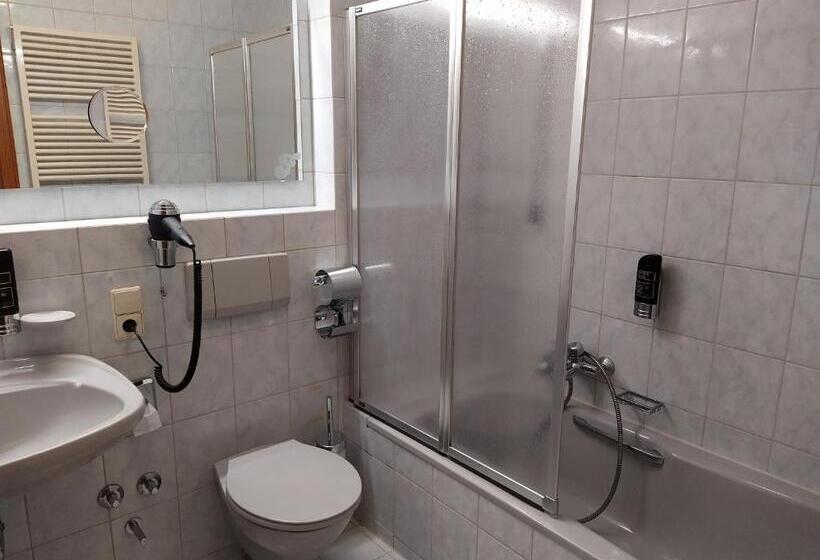 Номер Стандарт с Балконом, Faller