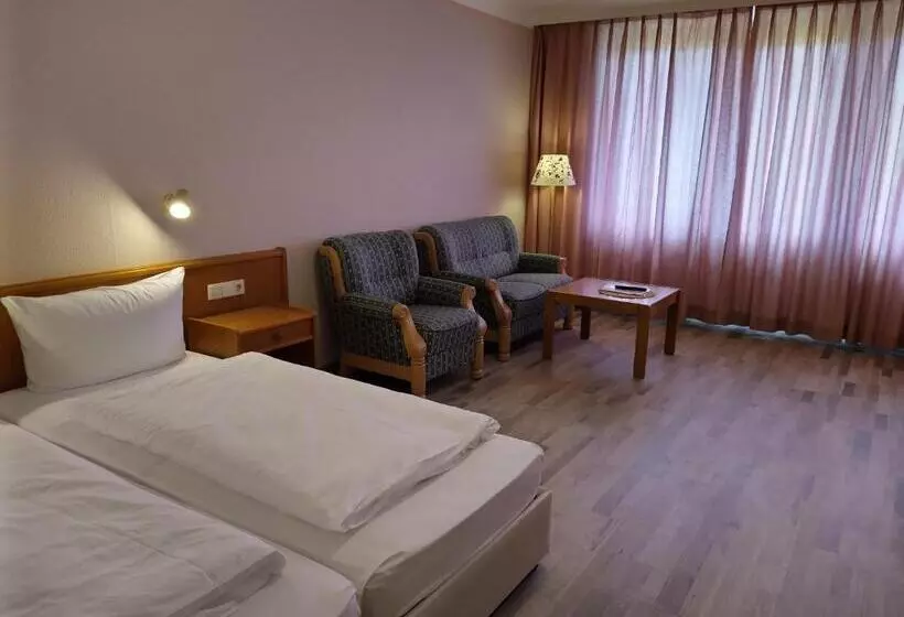 Quarto Estandar com Sacada, Faller