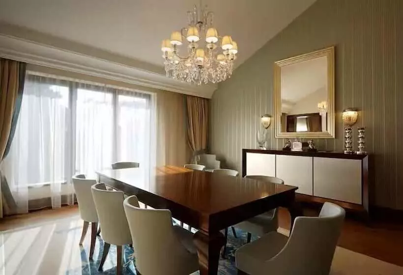 Presidenttisviitti, Hilton Frankfurt Gravenbruch