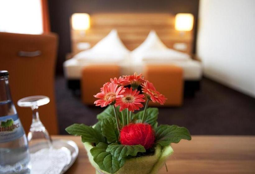 غرفة بيزنس, Hirsch