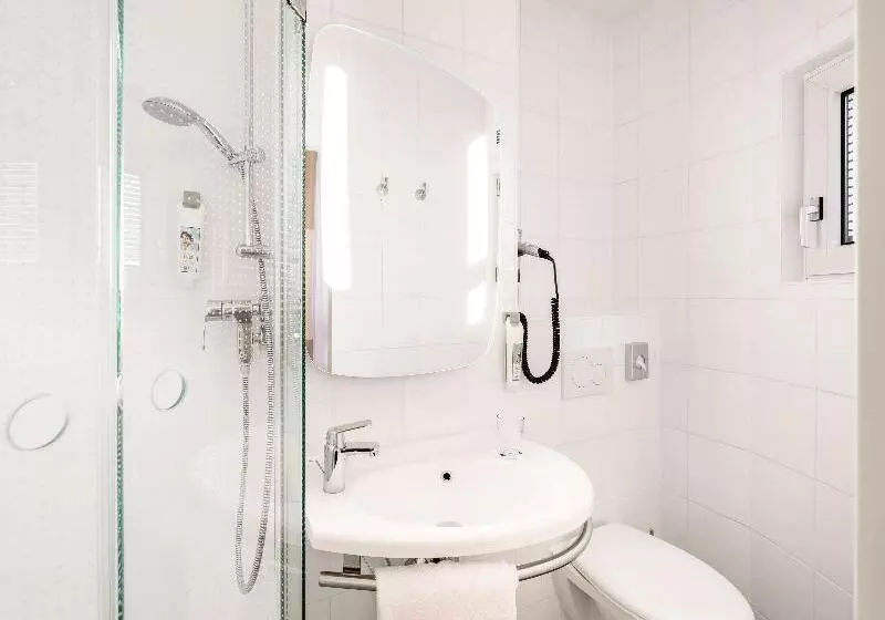 スーペリアールーム, Ibis Frankfurt Centrum
