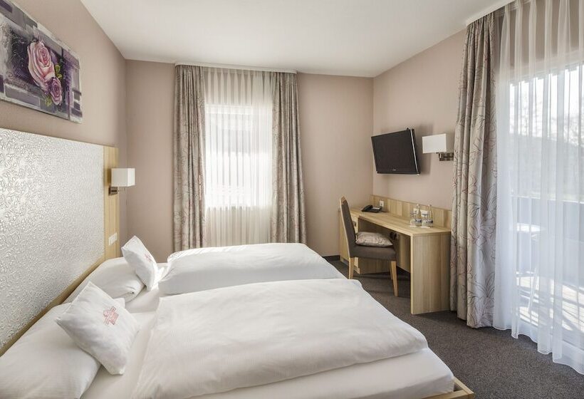 חדר סטנדרט, Invite Hotel Löwen Freiburg