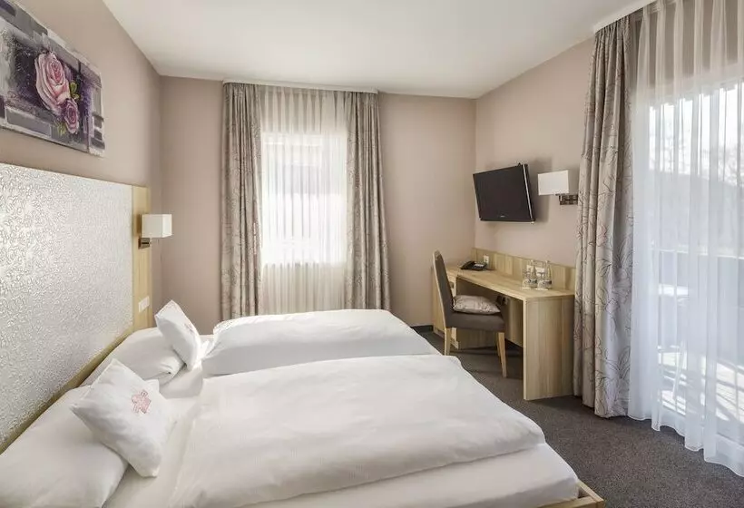 اتاق استاندارد, Invite Hotel Löwen Freiburg