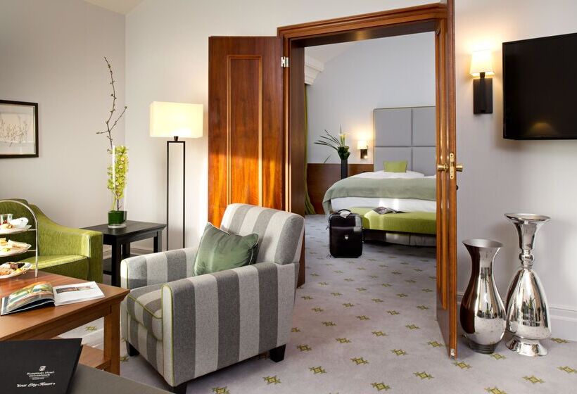 Полулюкс Повышенной Комфортности, Hilton Frankfurt Gravenbruch