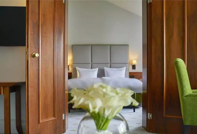 Deluxe Junior Suite, Hilton Frankfurt Gravenbruch