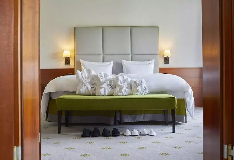 Deluxe Junior Suite, Hilton Frankfurt Gravenbruch