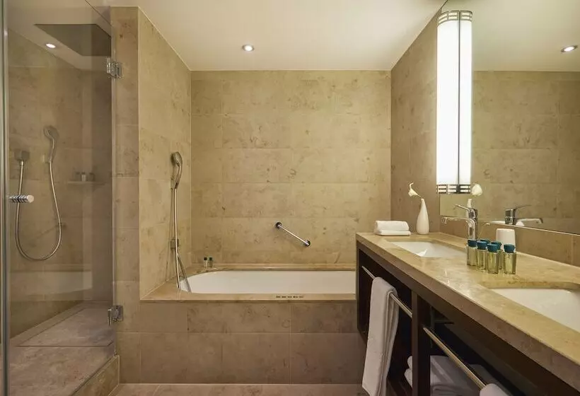 Suite, Hilton Frankfurt Gravenbruch