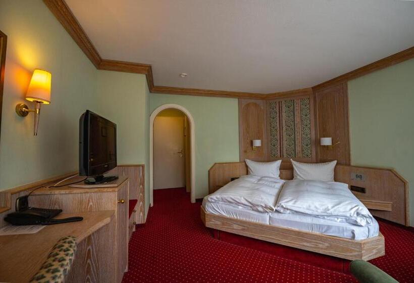 חדר סטנדרט, Lamm