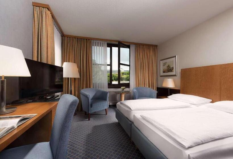 Номер Стандарт, Maritim Hotel Am Schlossgarten